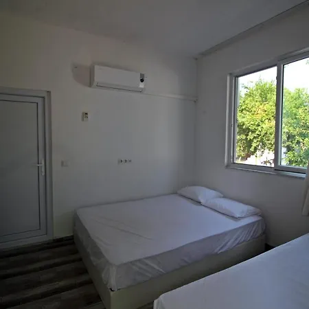 Golden Altinkaya Camping Apart Pansiyon Kemp