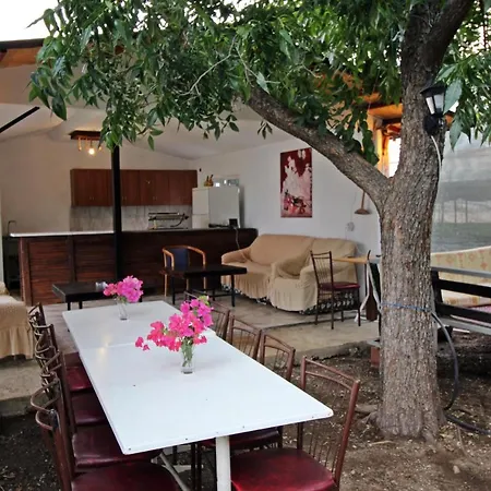 Golden Altinkaya Camping Apart Pansiyon